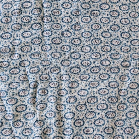 Vintage Blue Floral Fabric 4 Yards - Picture 6 of 7